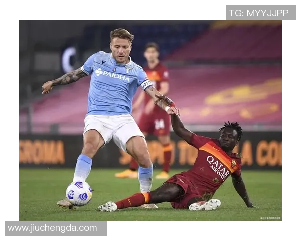 后鞭腿足球明星的传奇之路与技术解析揭秘